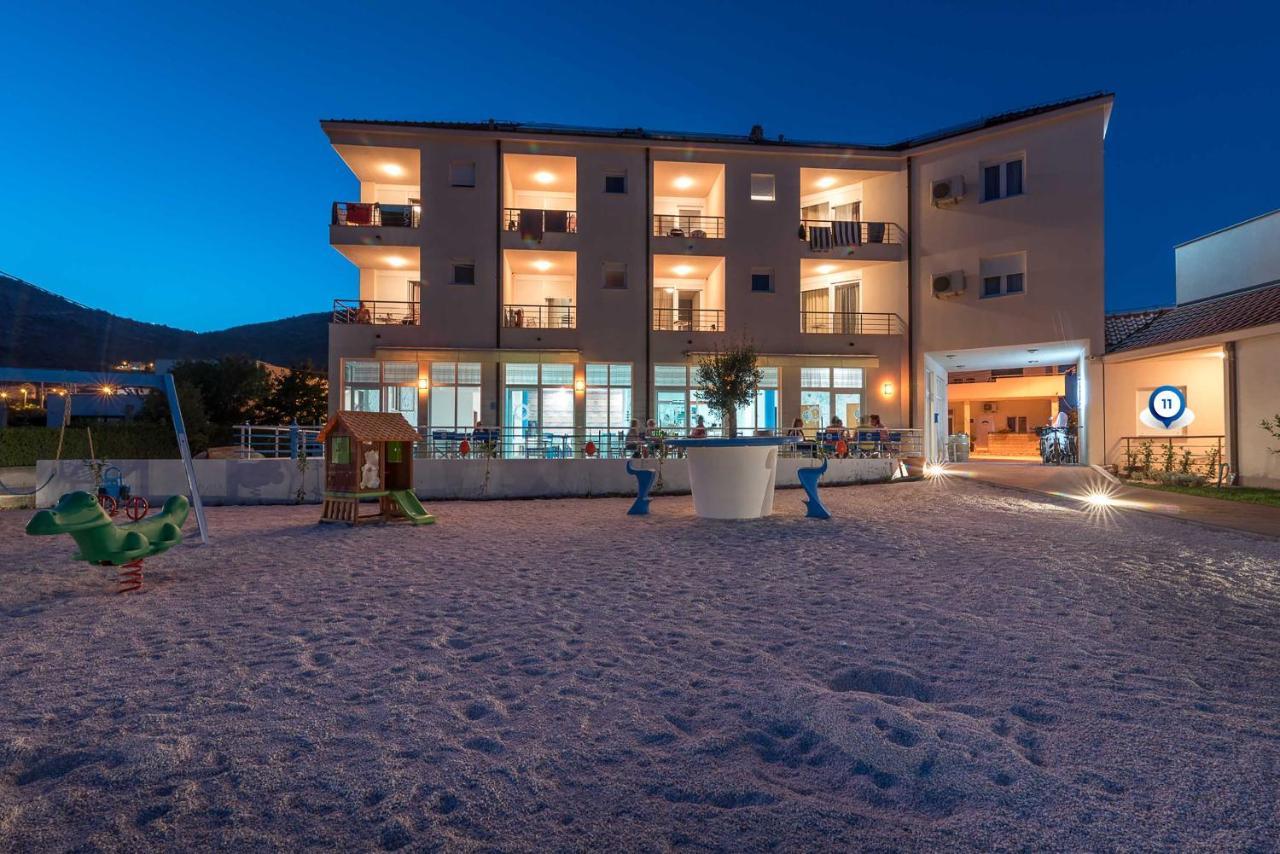 Porto Samaria Holiday Resort Trogir Szoba fotó