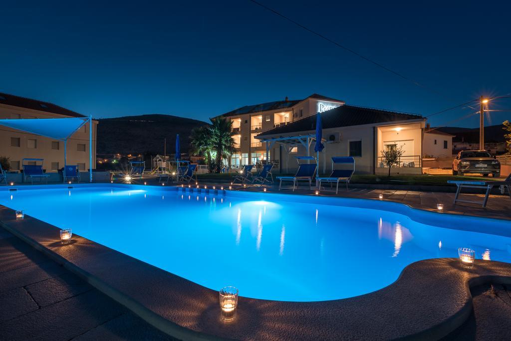 Porto Samaria Holiday Resort Trogir Kültér fotó